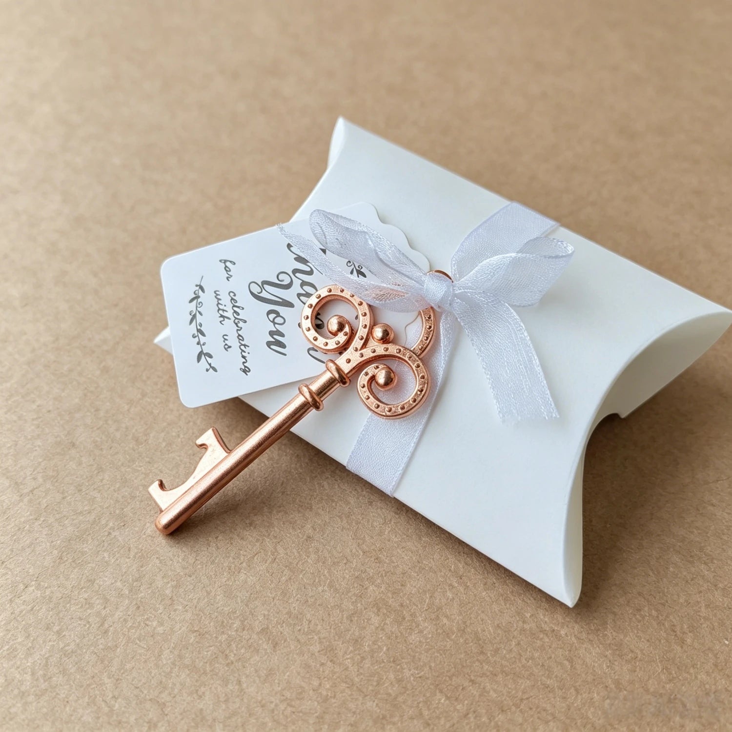 Wedding Souvenirs Gifts for Guests Key Beer Bottle Opener Keyring/Keychain Custom Wedding Favors Gifts Rustic Party Souvenirs
