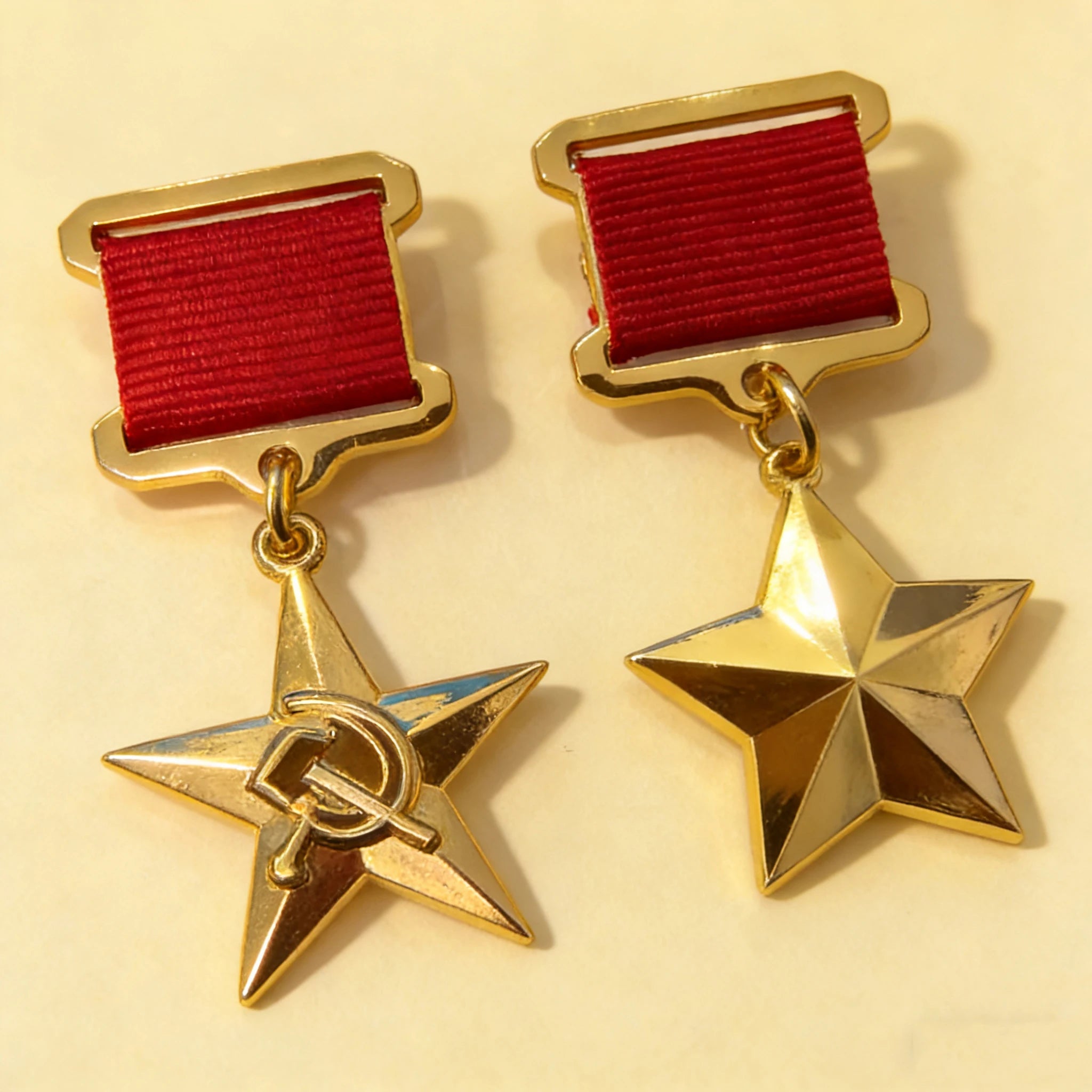 Replica Soviet Gold Star Medals Souvenir - Hero of USSR & Socialist Labor Collectible Badge